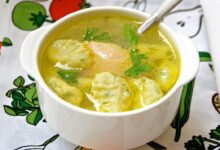 Бульон с рисовыми клецками