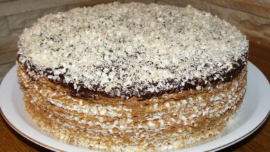 Вафельный торт со сгущенкой