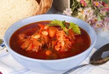 мясной борщ с фасолью