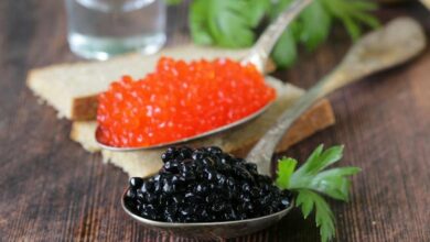 Чем отличается черная икра от красной