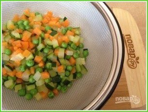 Картофельно-рыбные котлеты с овощами в духовке - фото шаг 3
