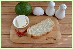 Тост с яйцом и авокадо - фото шаг 1