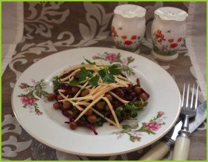 Диетический салат со свеклой - фото шаг 7
