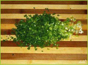 Рыбный салат из консервов с рисом - фото шаг 4