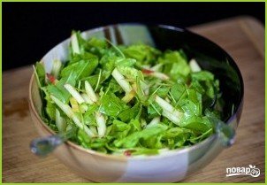 Салат из зелени - фото шаг 7