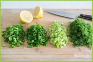 Простой салат с лососем - фото шаг 2