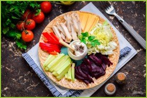 Французский салат со свеклой - фото шаг 7