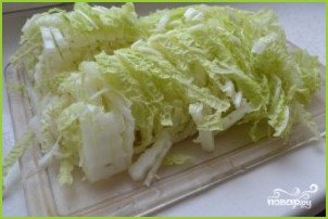 Греческий салат с капустой - фото шаг 1