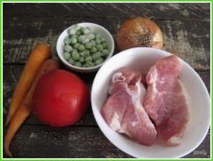 Мясо, тушеное в томатном соусе (Spеzzatino al pomodoro) - фото шаг 1