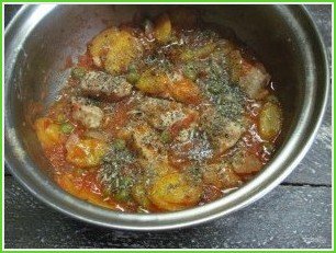 Мясо, тушеное в томатном соусе (Spеzzatino al pomodoro) - фото шаг 7