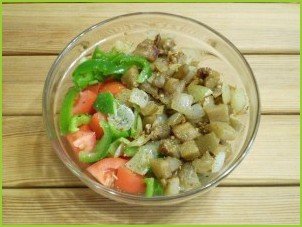 Салат из баклажанов и болгарского перца - фото шаг 4