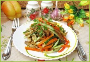 Салат из баклажанов и огурцов - фото шаг 10