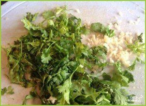 Салат из битых огурцов - фото шаг 2