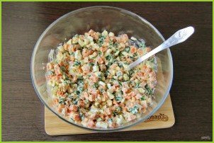 Салат из моркови с зеленым луком - фото шаг 6