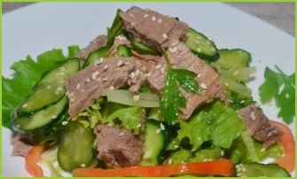 Салат из говядины с огурцом - фото шаг 4