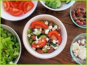 Греческий салат с киноа - фото шаг 6