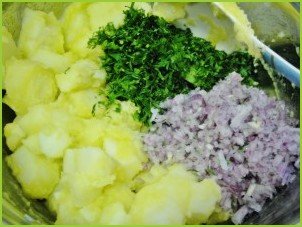 Картофельный салат с луком - фото шаг 3