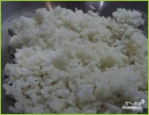 Салат из крабовых палочек с рисом - фото шаг 1