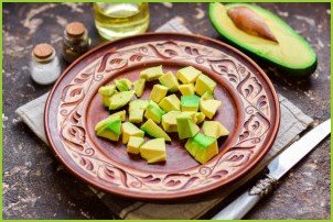 Диетический салат с авокадо - фото шаг 3