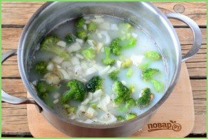 Крем-суп из брокколи для детей - фото шаг 4