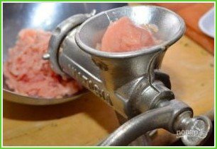 Куриные фрикадельки в ароматном томатном соусе - фото шаг 4