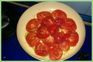 Омлет с кабачками и помидорами - фото шаг 3