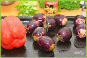 Салат из баклажанов с зеленью - фото шаг 1