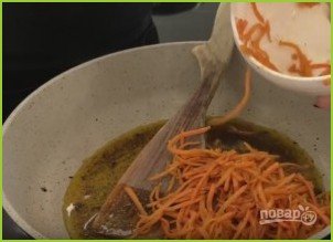 Салат из кальмаров с морковью по-корейски - фото шаг 4