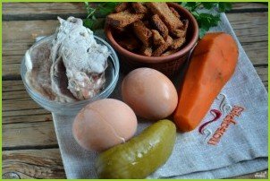 Салат из огурцов с морковкой - фото шаг 1