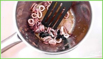 Спагетти с чернилами каракатицы - фото шаг 4