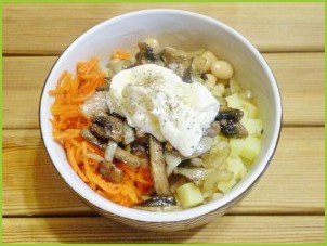 Салат с корейской морковкой и фасолью - фото шаг 4