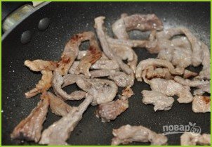 Салат со свининой и перцем - фото шаг 3
