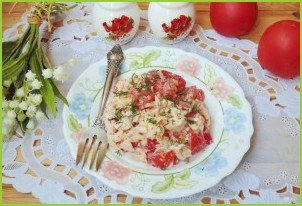 Салат с индейкой, помидором и сыром - фото шаг 7