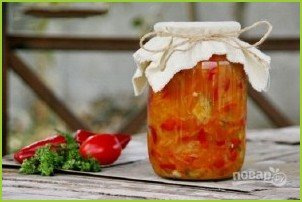 Салат на зиму с огурцами и помидорами - фото шаг 5