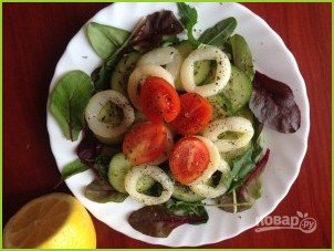 Салат с кальмаром и огурцом - фото шаг 6