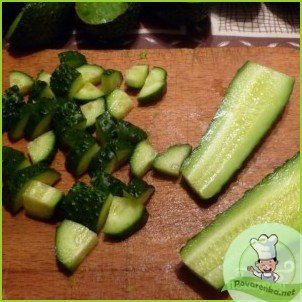 Салат с авокадо и креветками - фото шаг 2