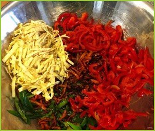 Китайский салат с фунчозой - фото шаг 3