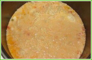 Омлет с сыром в мультиварке - фото шаг 6