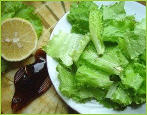 Салат из копченой скумбрии - фото шаг 5