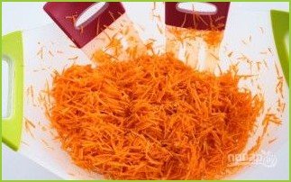 Салат из морковки - фото шаг 5