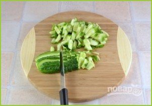 Салат из огурцов и капусты - фото шаг 1