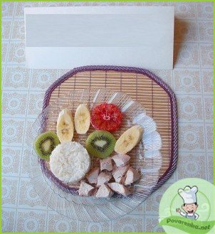 Легкий салат из риса, курицы и фруктов - фото шаг 5