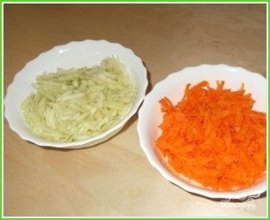 Морковно-яблочные котлеты - фото шаг 1