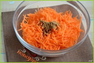 Салат из огурцов с морковкой по-корейски - фото шаг 3
