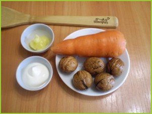 Салат из свежей морковки - фото шаг 1