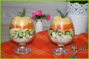 Салат с корейской морковкой, курицей и яйцом - фото шаг 8