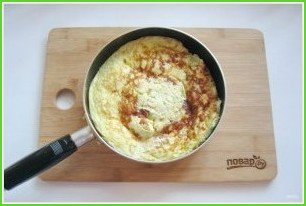 Омлет с сыром и кабачком - фото шаг 12