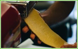 Самодельная паста с соусом из шалфея - фото шаг 8