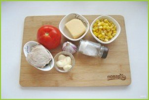 Салат с кукурузой и сыром - фото шаг 1