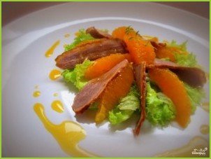 Салат с утиной грудкой и апельсинами - фото шаг 5